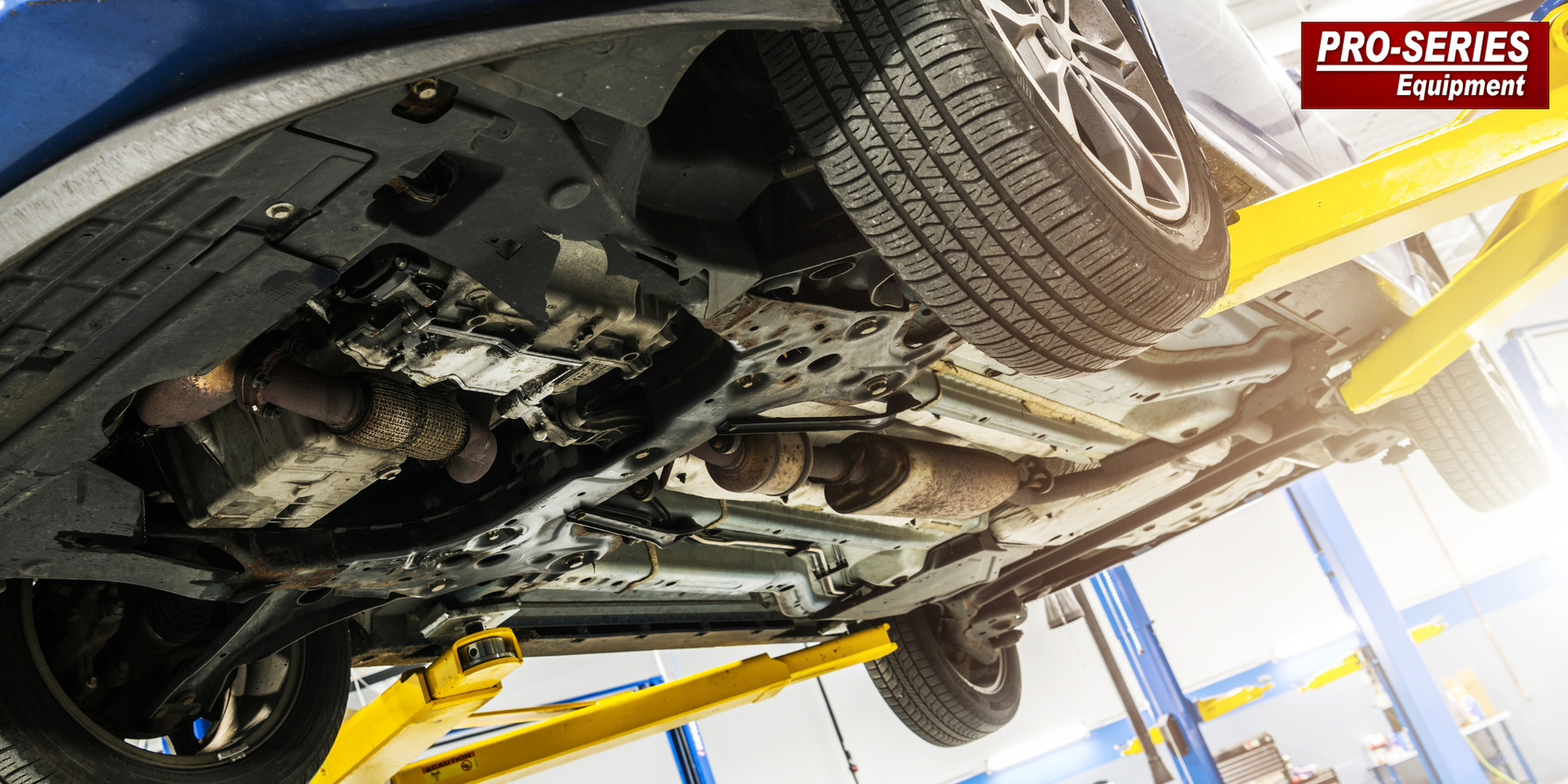 4 Post Car Lifts: Features, Benefits & Selection Tips for Car lifts for any Garage. In Stock And Ready To Ship