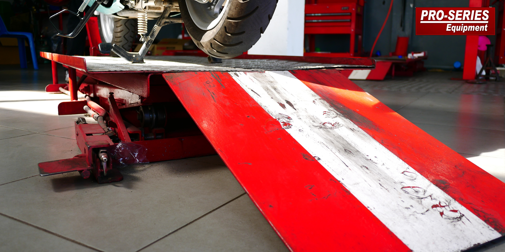 Ultimate Guide to Motorcycle Lifts: Expert Tips for Choosing the Motorcycle Lift